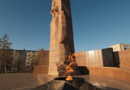 Обелиск Славы павшим Актюбинцам за Родину на войне в годы Великой Отечественной Войны