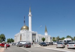 Центральная мечеть города Актобе